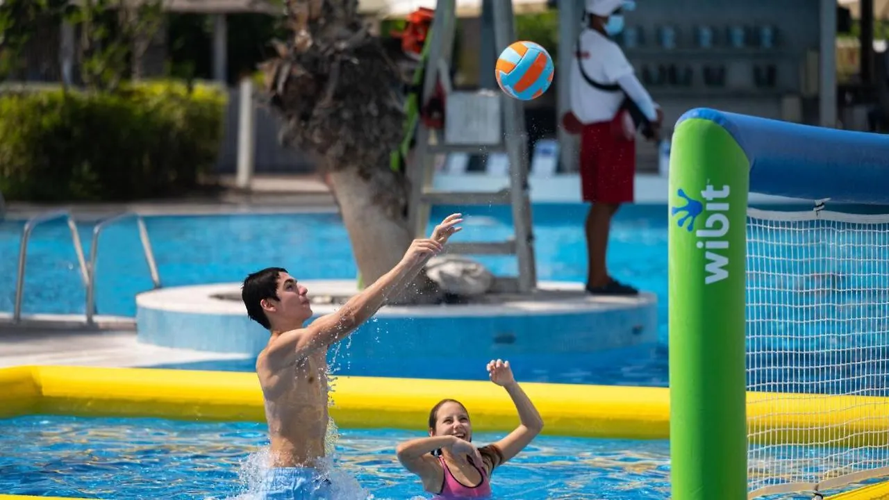 Jumeirah Beach Hotel Dubai Resort