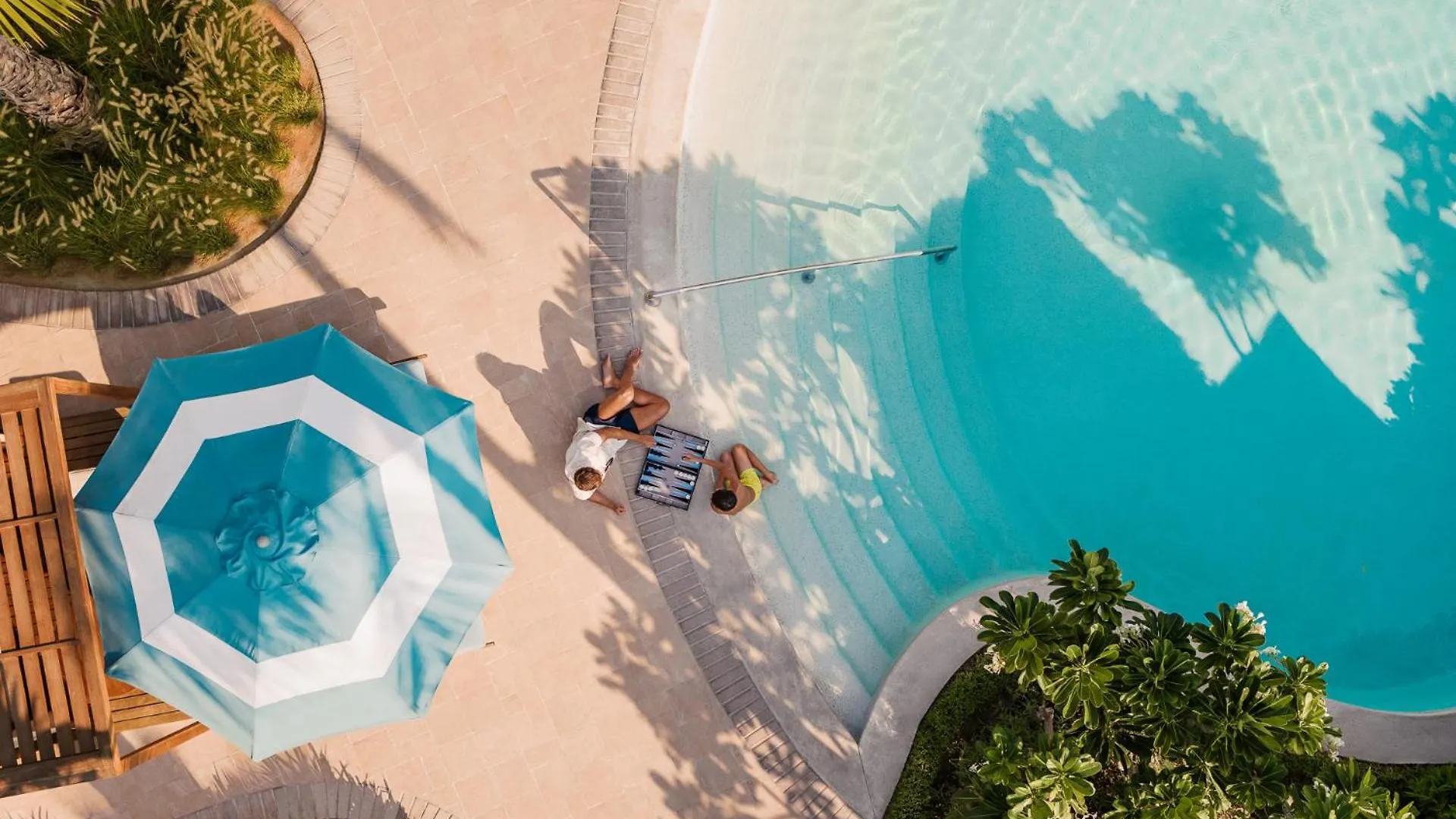 Rezort Jumeirah Beach Hotel Dubaj