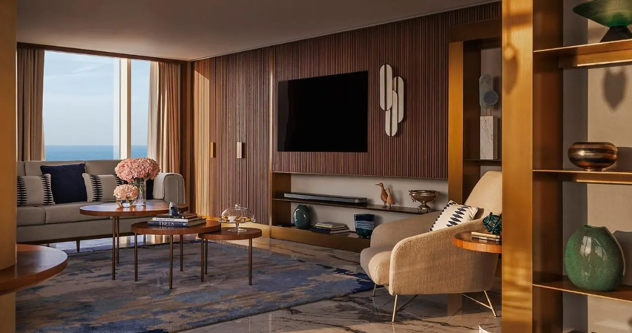 Jumeirah Beach Hotel Dubai