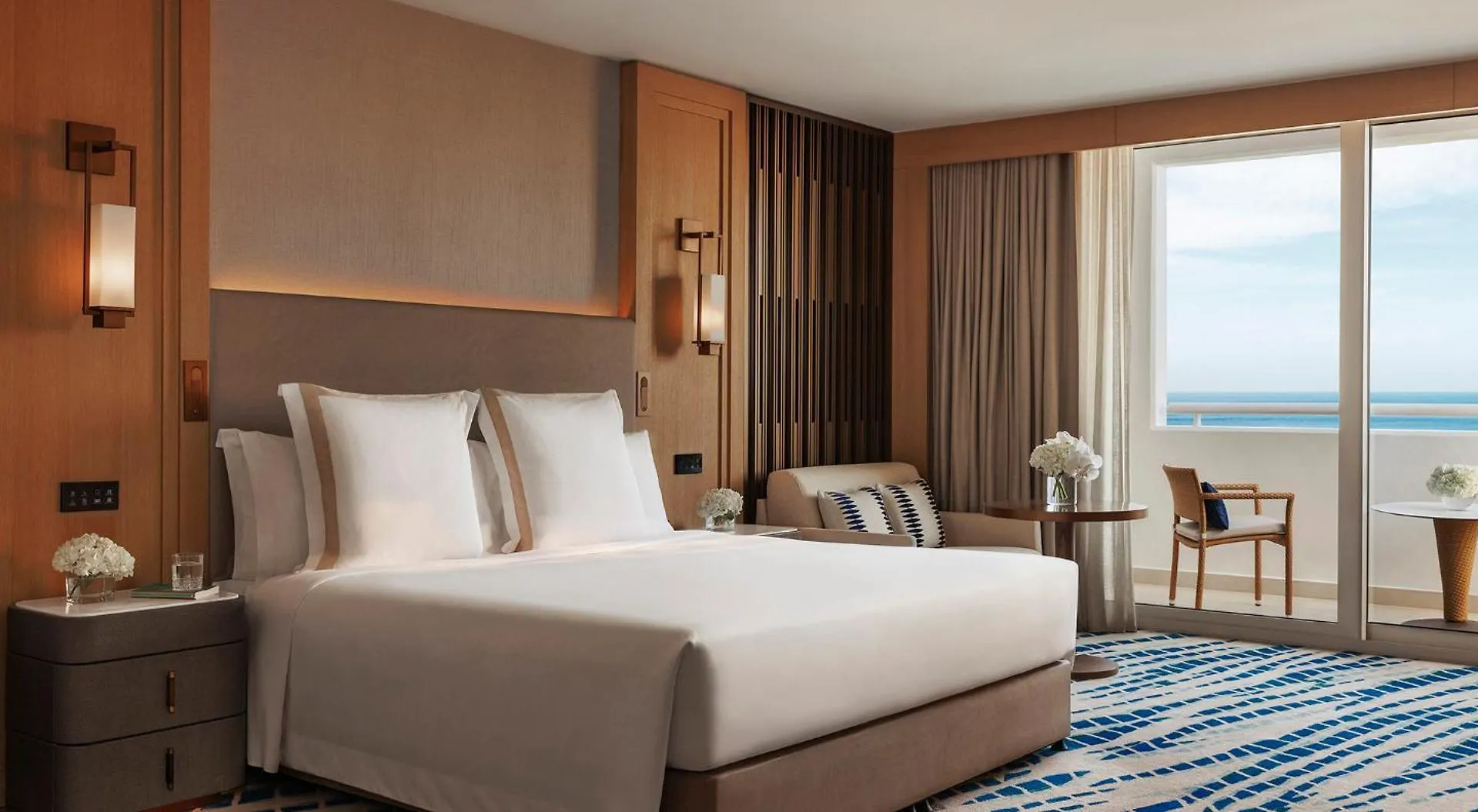 Jumeirah Beach Hotel Dubai United Arab Emirates