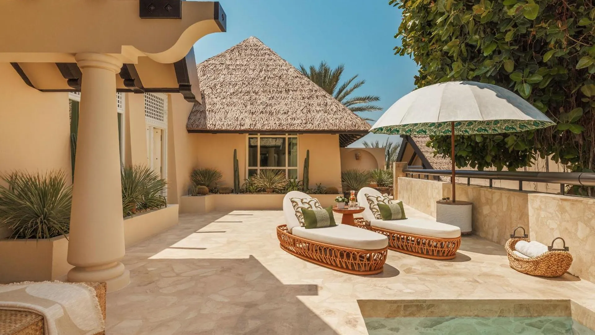 ***** Resort Jumeirah Beach Hotel Dubai United Arab Emirates